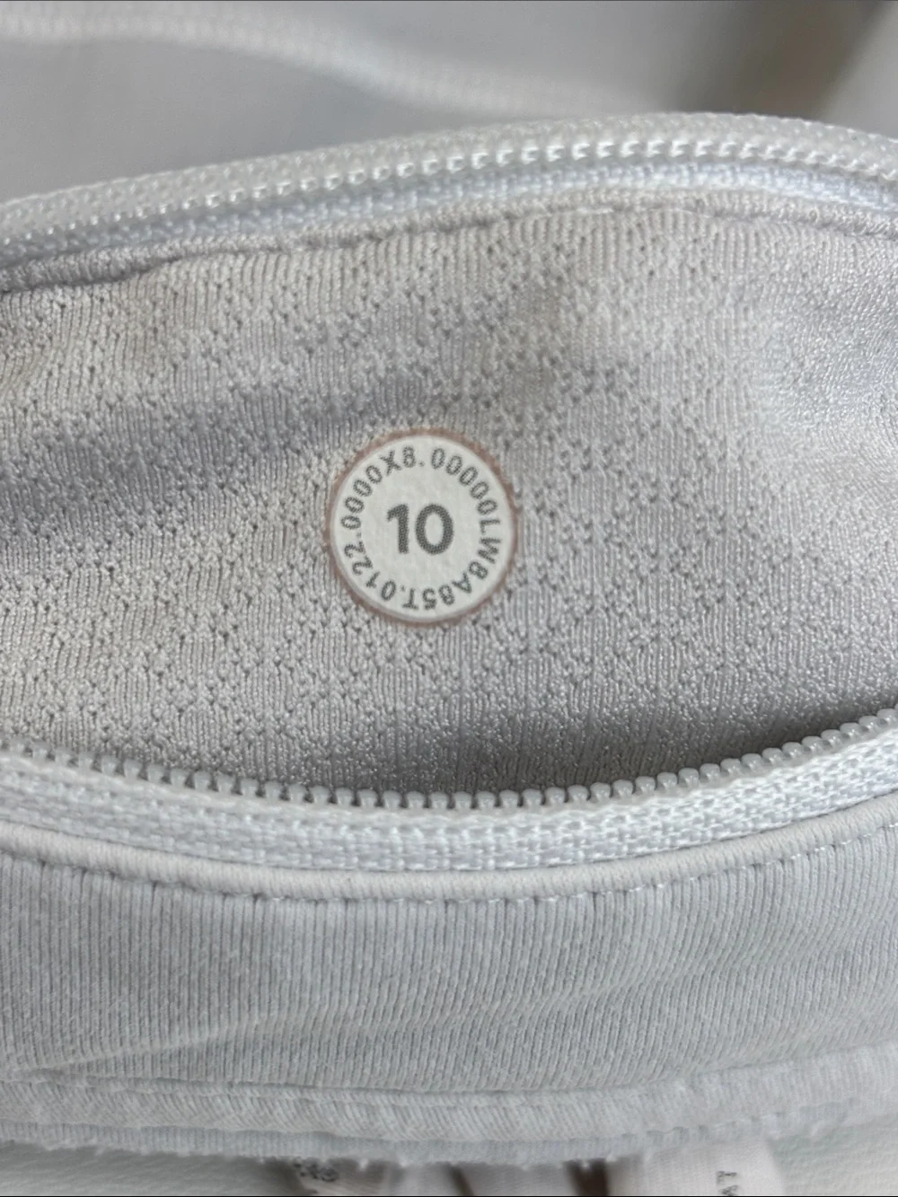 LULULEMON Pace Rival Skirt Women White Pleated Athletic Skort Size 10